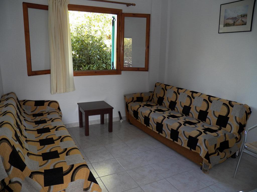 Villa Marina Ipsos Room photo